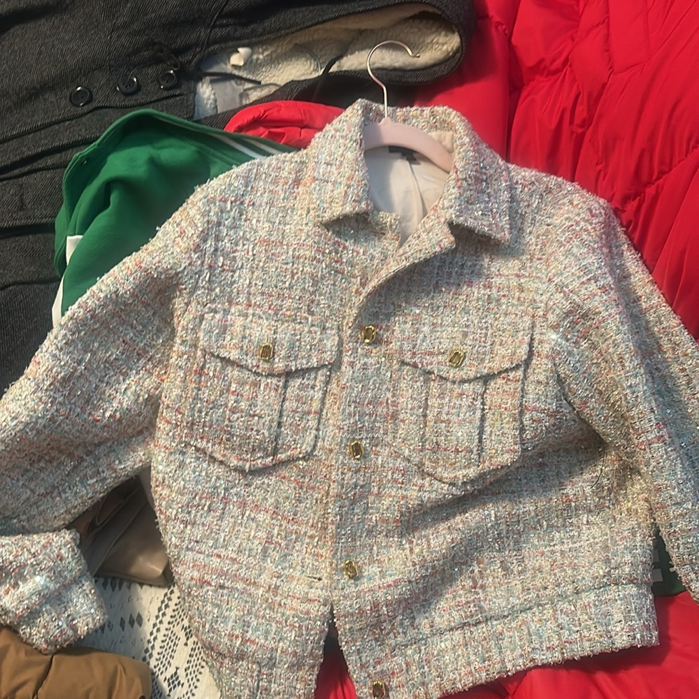 Chic Tweed Jacket - Picture 2 of 3